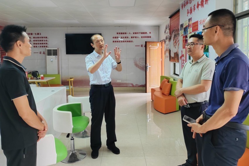 省退役军人事务厅赴乐东调研乡村振兴定点帮扶工作和走访慰问常态化联系退役军人